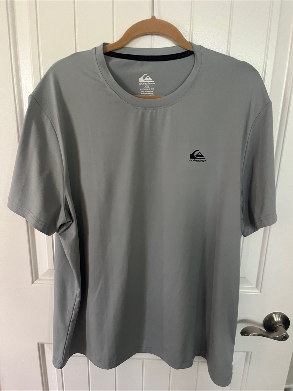 Quiksilver Men’s Light Gray Short-Sleeve Performance Tee